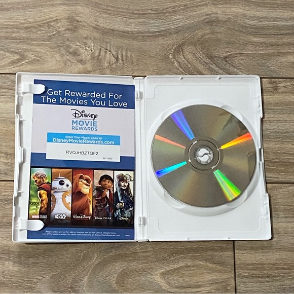 Disney TinkerBell A tinker bell Disney Fairies Movie DVD & The Aristocats DVD - Picture 6 of 15